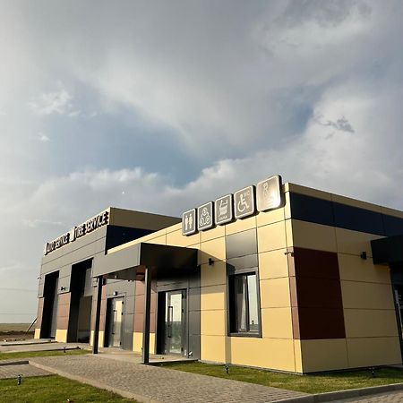 Alan Tir Parking Motel Zhympity Luaran gambar
