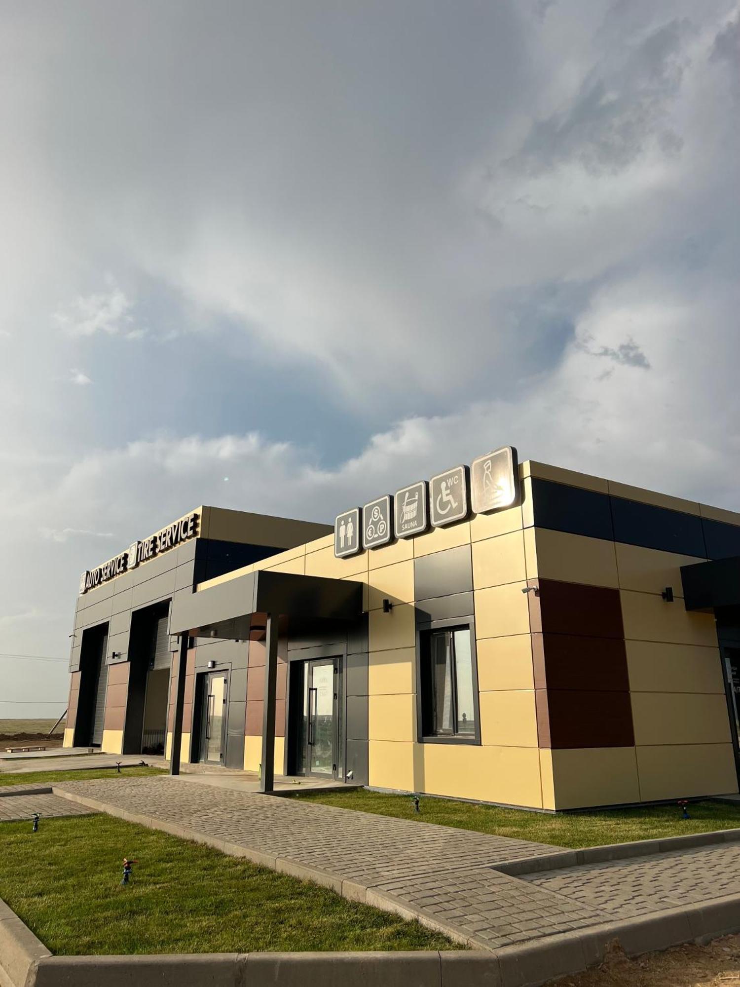 Alan Tir Parking Motel Zhympity Luaran gambar